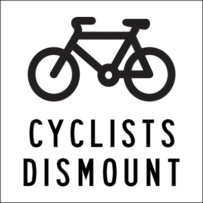 600 x 600mm Corflute – C1 White – Cyclists Dismount